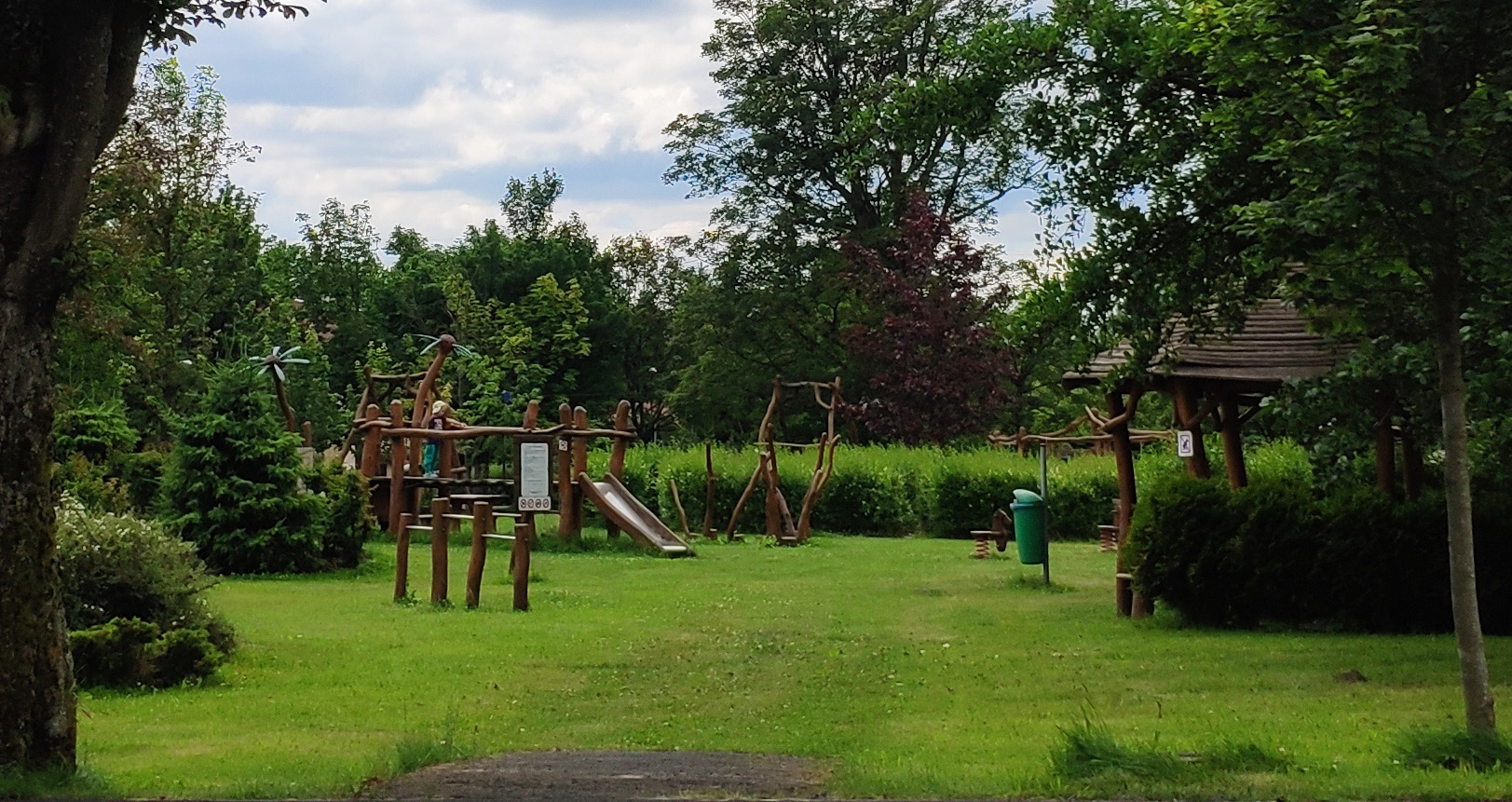 Holzspielplatz Měděnec