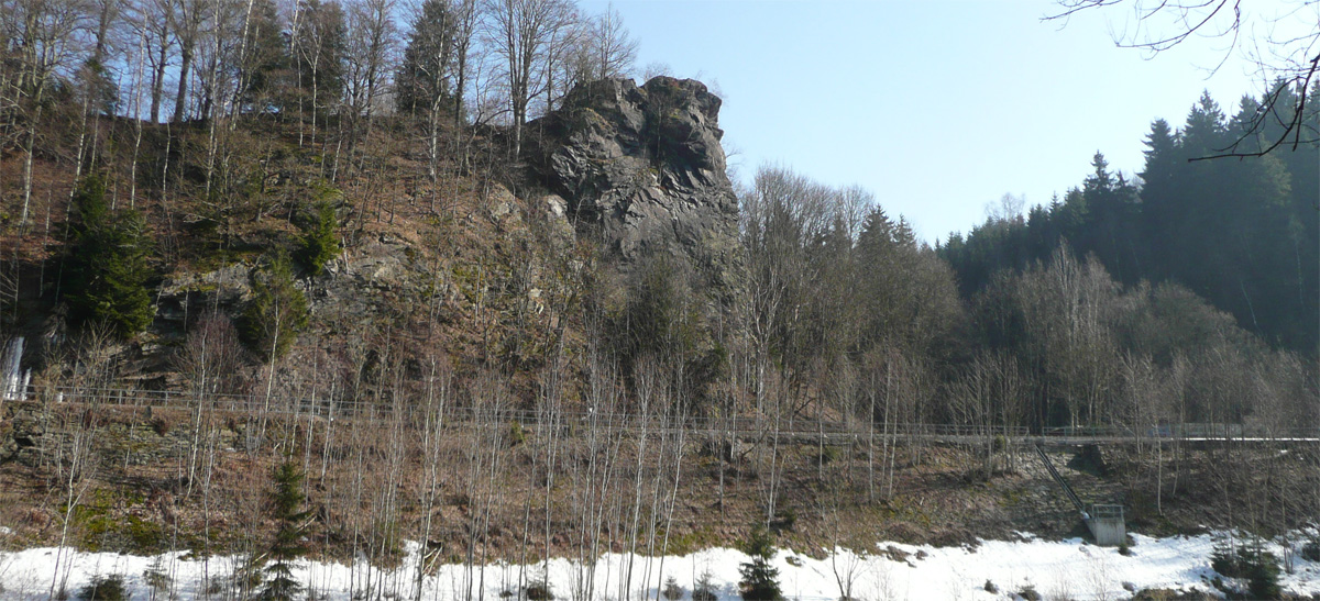 Löwenkopffelsen / Burg Nidberg