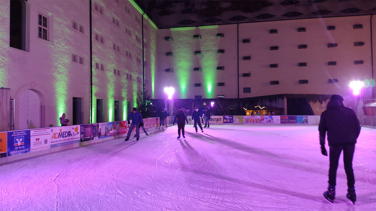 Eisbahn im Schloss Freudenstein