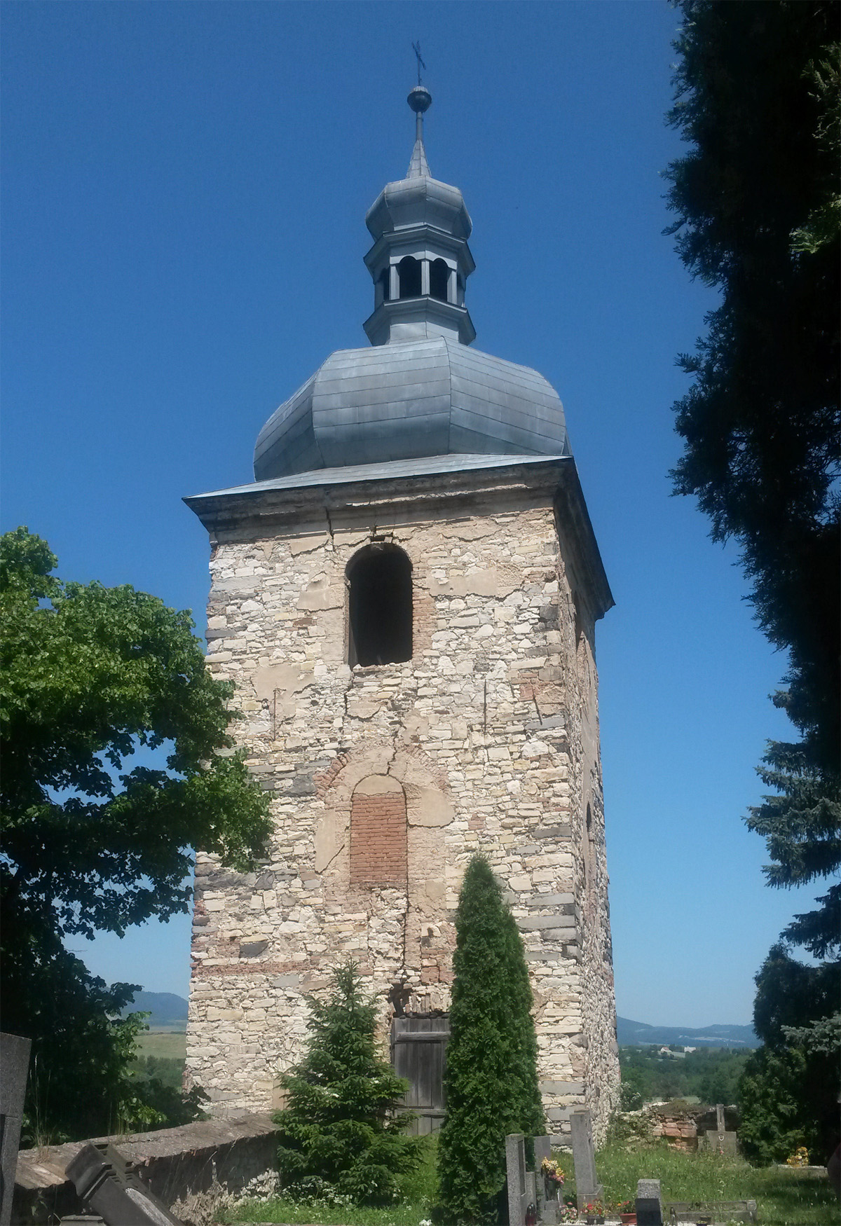 Dreifaltigkeitskirche Zahoran