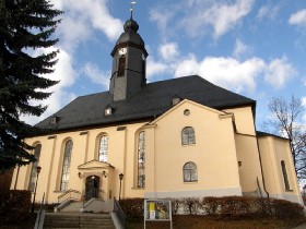  [a]https://commons.wikimedia.org/wiki/User:Geomartin[/a][n]Geomartin[/n], [a]https://commons.wikimedia.org/wiki/File:Oelsnitz_church.jpg[/a][n]Oelsnitz church[/n], [a]https://creativecommons.org/licenses/by-sa/3.0/legalcode[/a][n]CC BY-SA 3.0[/n] 